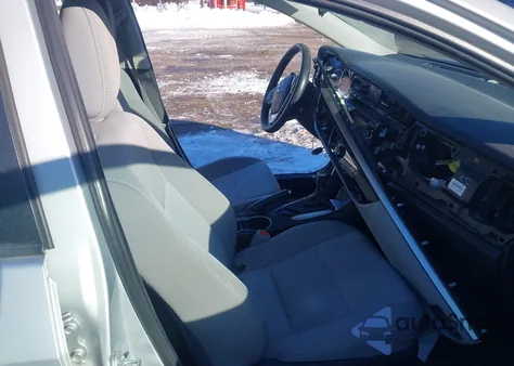 2016 Toyota Corolla Le из США, поврежденный, VIN 2T1BURHE5GC595252